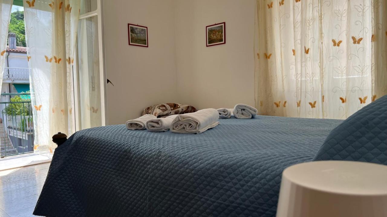 Appartamento Amelia A Mare Paola Esterno foto