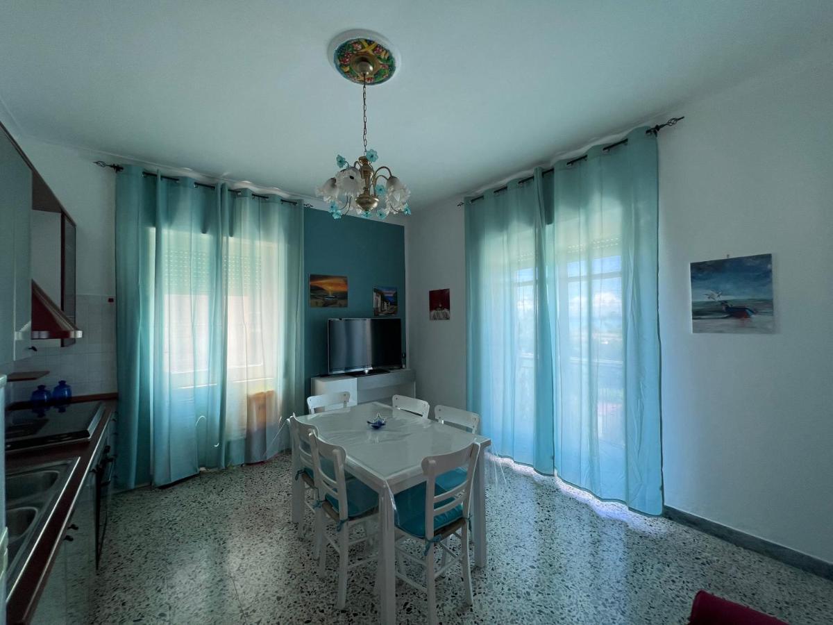 Appartamento Amelia A Mare Paola Esterno foto